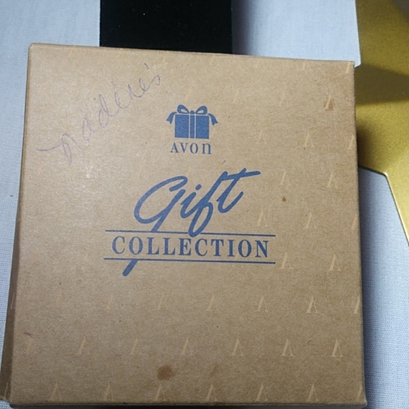 Vtg Avon Representive Christmas Ornament - Picture 4 of 7